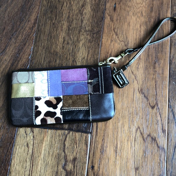Coach Handbags - EC Coach Pat h Wristlet
